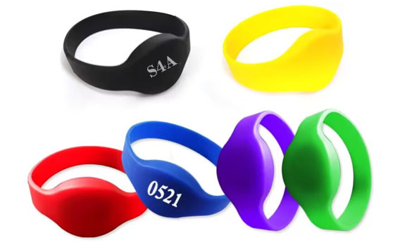 Stock di bracciale in silicone S4A